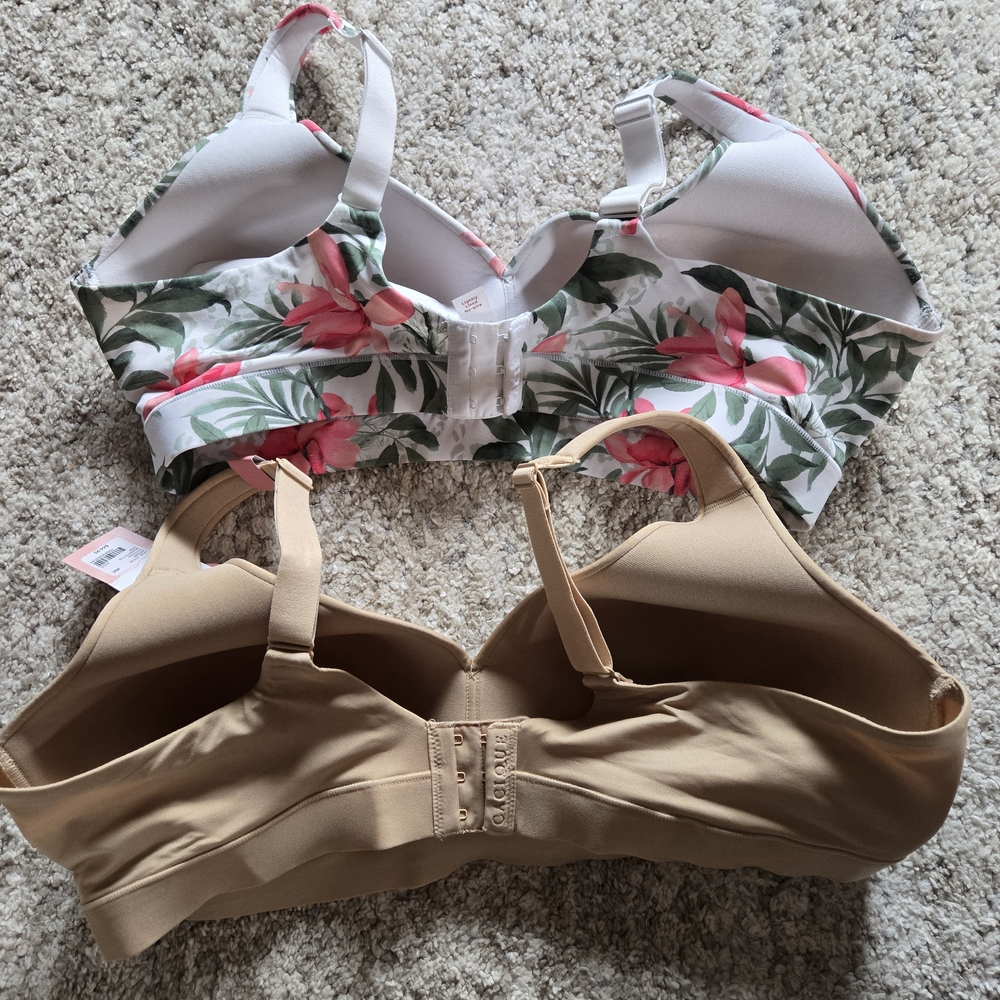NEW 40C Lot Of 2 Floral and Tan Women's Bras Set